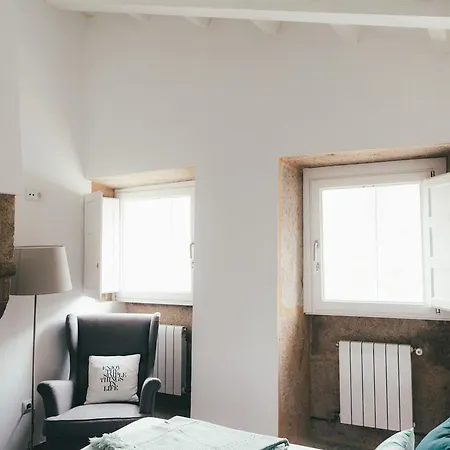 奥里利亚蒂卡公寓 圣地亚哥－德孔波斯特拉