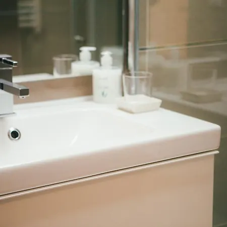 奥里利亚蒂卡公寓 *