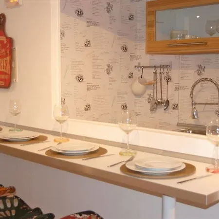 奥里利亚蒂卡公寓 *