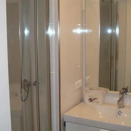 奥里利亚蒂卡公寓 *