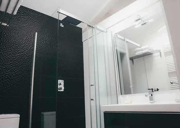 Aurelia Antica Daire *